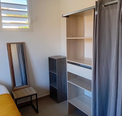 CHAMBRE en colocation à louer au Moule