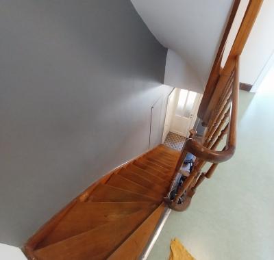 Chambre spacieuse à 300 m de la gare
