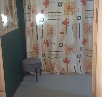 2 chambres à louer, lit 140 pour 4 personnesnnes