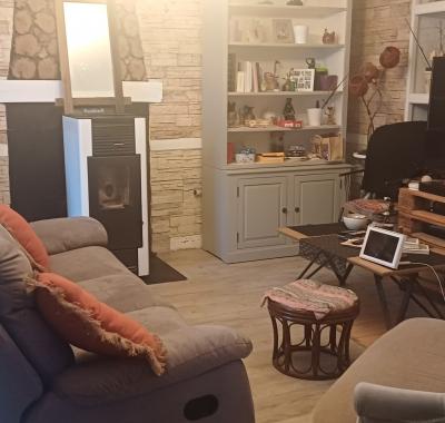 2 chambres à louer, lit 140 pour 4 personnesnnes