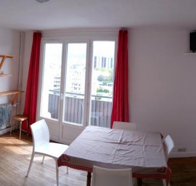 Chez l'habitant, une chambre à Grenoble