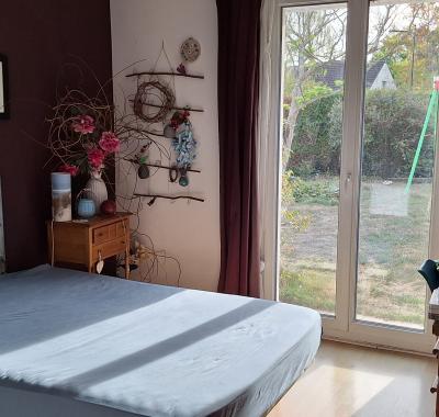 Chambre en Rez-de-chaussée dans maison individuelle