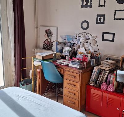 Chambre en Rez-de-chaussée dans maison individuelle