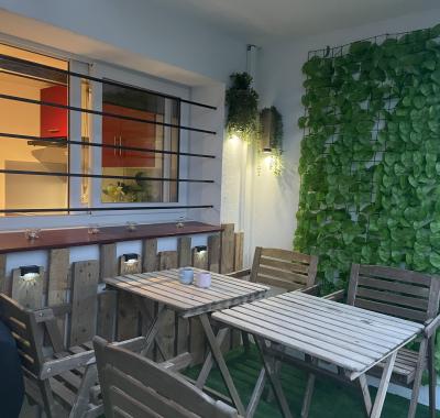 Une chambre (déco surf) à louer dans un appartement à partager