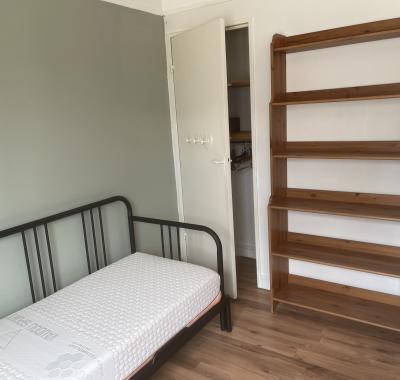 Chambre à louer chez l’habitant - pour étudiants - dans 5p Versailles