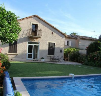 Chambre à louer dans villa centre ville d'Hyères