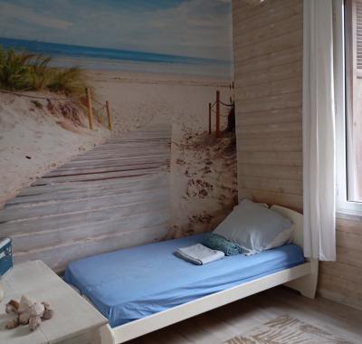 Chambre à louer dans villa centre ville d'Hyères