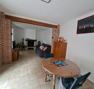 Rez de chaussée de maison de ville