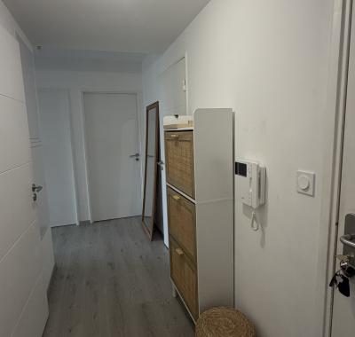 Colocation Larry St Fiacre