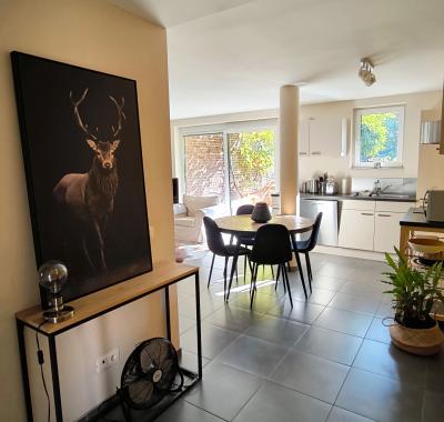 Appartement, terrasse et jardin