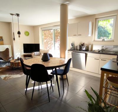 Appartement, terrasse et jardin