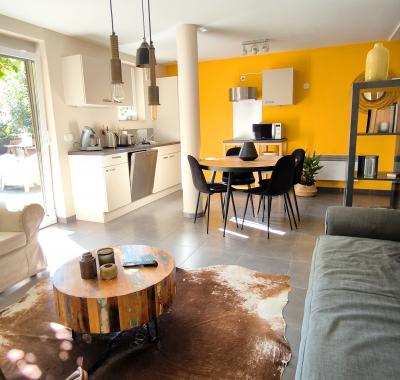 Appartement, terrasse et jardin