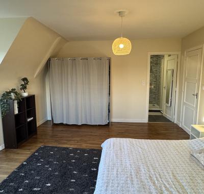 Chambre équipée avec SDB privée + espace sport & détente