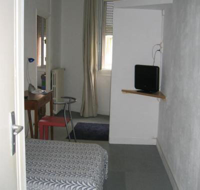 Chambre meublée chez l’habitant – Courte durée