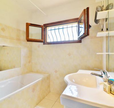 Gîte 4 étoiles avec jardin pour 6 pers. près de Grasse et Cannes