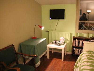 Chambre a louer dans jolie maison