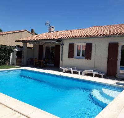 Chambre dans villa à Le Pontet 5kms AVIGNON