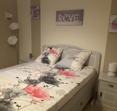 Chambre dans villa à Le Pontet 5kms AVIGNON