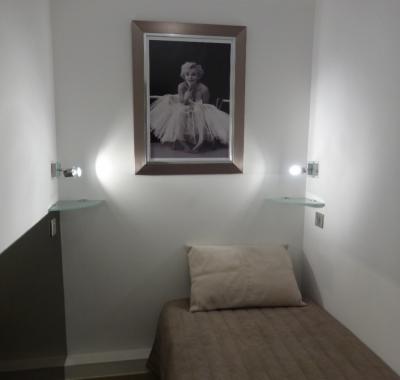 Très joli studio à 100 mètres de la Croisette à Cannes dans résidence renommée