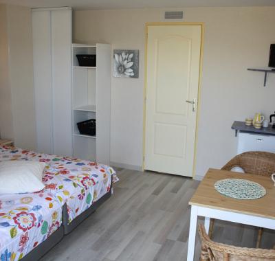 Chambre de luxe avec tout comfort.