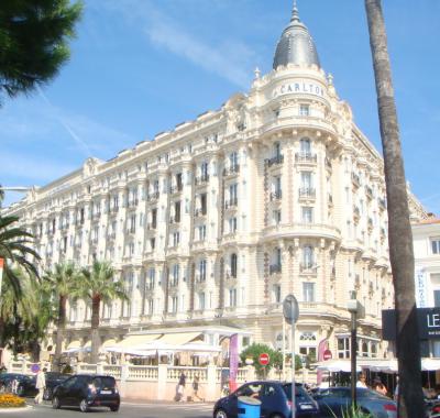 Chambre Coquette Turquoise Cannes