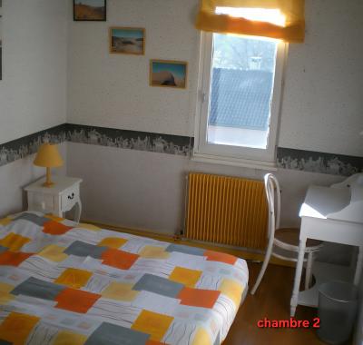 Chambre à louer dans grande maison