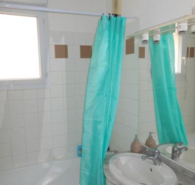 Chambre à louer dans résidence avec piscine à Bègles prés de Bordeaux