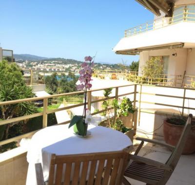 Une chambre sur Costa Brava