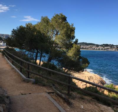 Une chambre sur Costa Brava