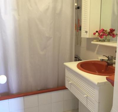 Une chambre sur Costa Brava