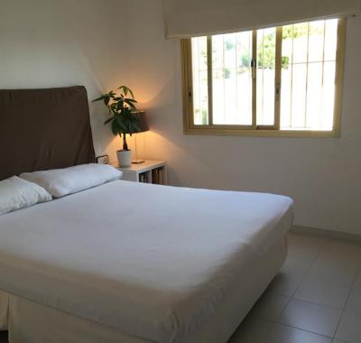 Une chambre sur Costa Brava