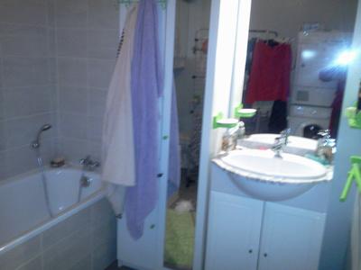 Chambre avec sa salle de bain à Gouvieux pres de Chantilly