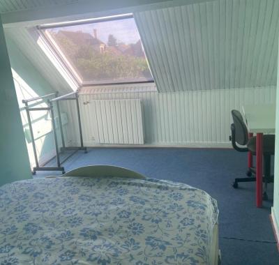 Propriétaire loue 1 chambre meublée