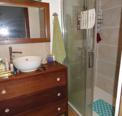 Petit dortoir pour 5 personnes maxi