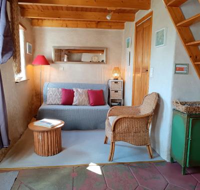 Maisonnette en pierre 1 ou 2 personnes, vacances ou déplacement pro