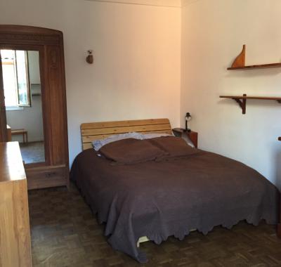 Chambre 14 m2 tout confort. Libre le 1/09/2025