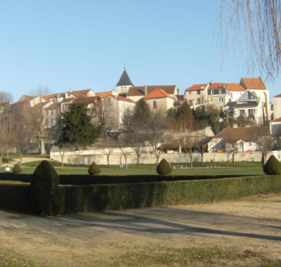 Chambre simple dans un 3 pièces