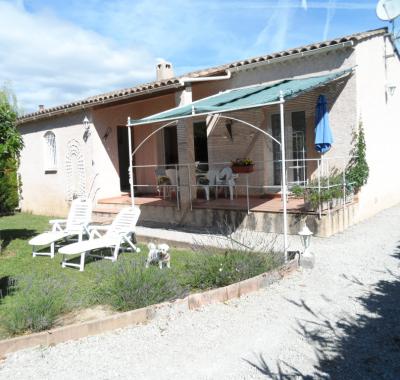 Villa 3 chambres sur terrain clos de 300m²