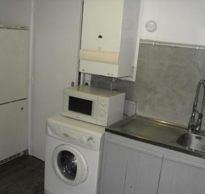 RARE CHAMBRE STUDIO DANS MAISON A PARIS BELLEVILLE