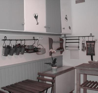 RARE CHAMBRE STUDIO DANS MAISON A PARIS BELLEVILLE