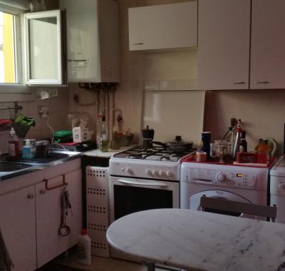 Chambre à  louer centre village