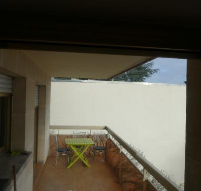 Canapé lit 2 places à louer