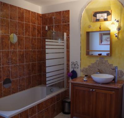 2 Chambres à louer maison en bois