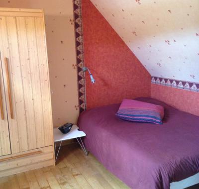 Chambre dans maison de charme à Lanteuil