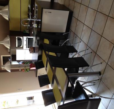 Chambre dans maison de charme à Lanteuil