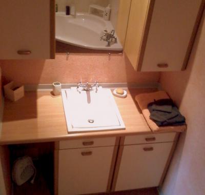 Chambre spacieuse (30m2) donnant sur jardin!