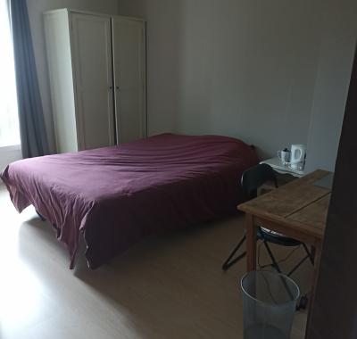 Chambre a louer dans maison