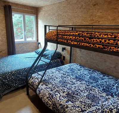 Deux Maisons d'hôtes équipées de 11 et 16 couchages