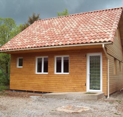 Deux Maisons d'hôtes équipées de 11 et 16 couchages