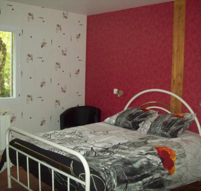 Deux Maisons d'hôtes équipées de 11 et 16 couchages